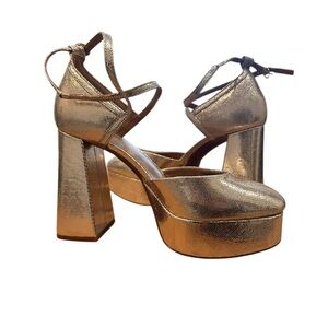 Chelsea & Violet Mattie Gold Metallic Platform Heels
